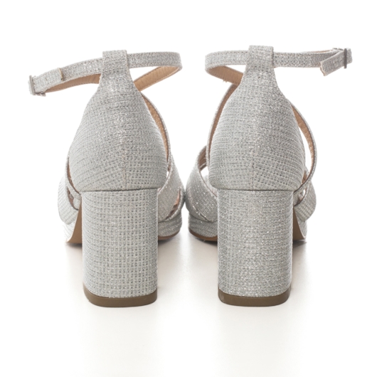 image_ae7118b3-10bf-4948-85ab-d0d04f0f9e35