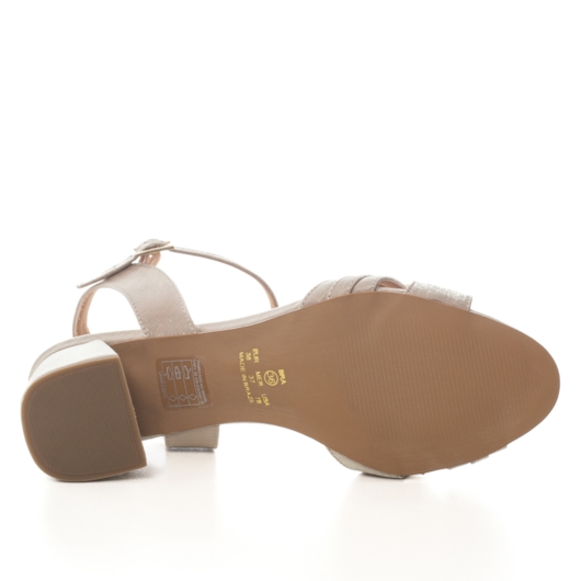 image_a450a9a4-84f2-457c-a950-a16796e66df2