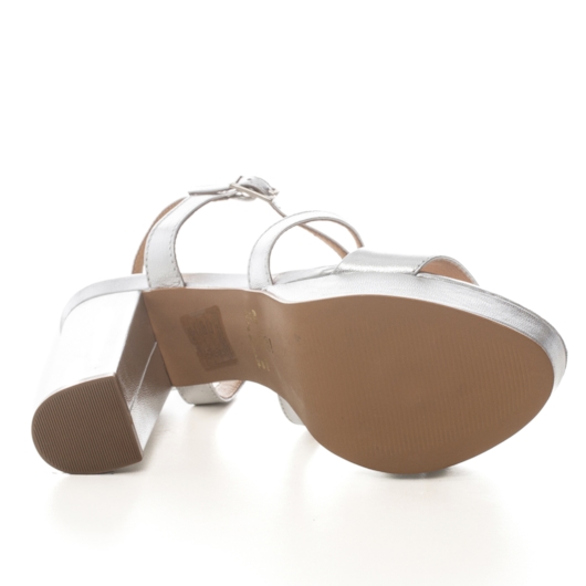 image_76b4ae37-3a68-4f45-9a61-fd0e333a3920